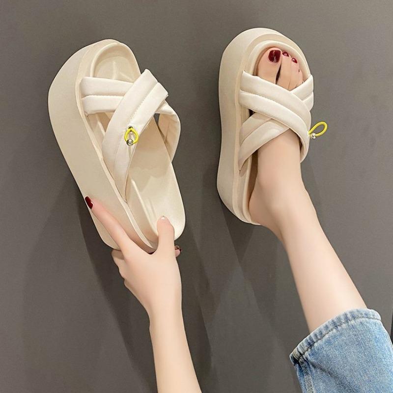 Модные женские летние туфли 2024 года, новые удобные женские тапочки, пляжные сандалии с толстой подошвой, повседневные женские туфли в стиле феи на плоской подошве 34 бежевый
Модные женские летние туфли 2024 года, новые удобные женские тапочки, пляжные сандалии с толстой подошвой, повседневные женские туфли в стиле феи на плоской подошве 34 бежевый
