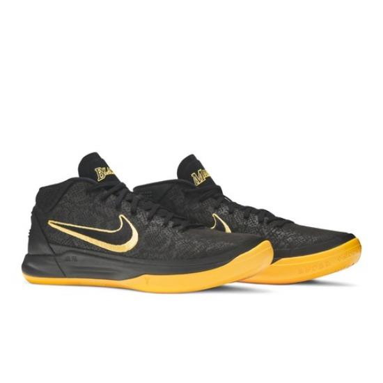 Nike Kobe AD. Середній BM EP Міське видання AQ5163-001 EU 44 золотий/чорний
Nike Kobe AD. Середній BM EP Міське видання AQ5163-001 EU 44 золотий/чорний