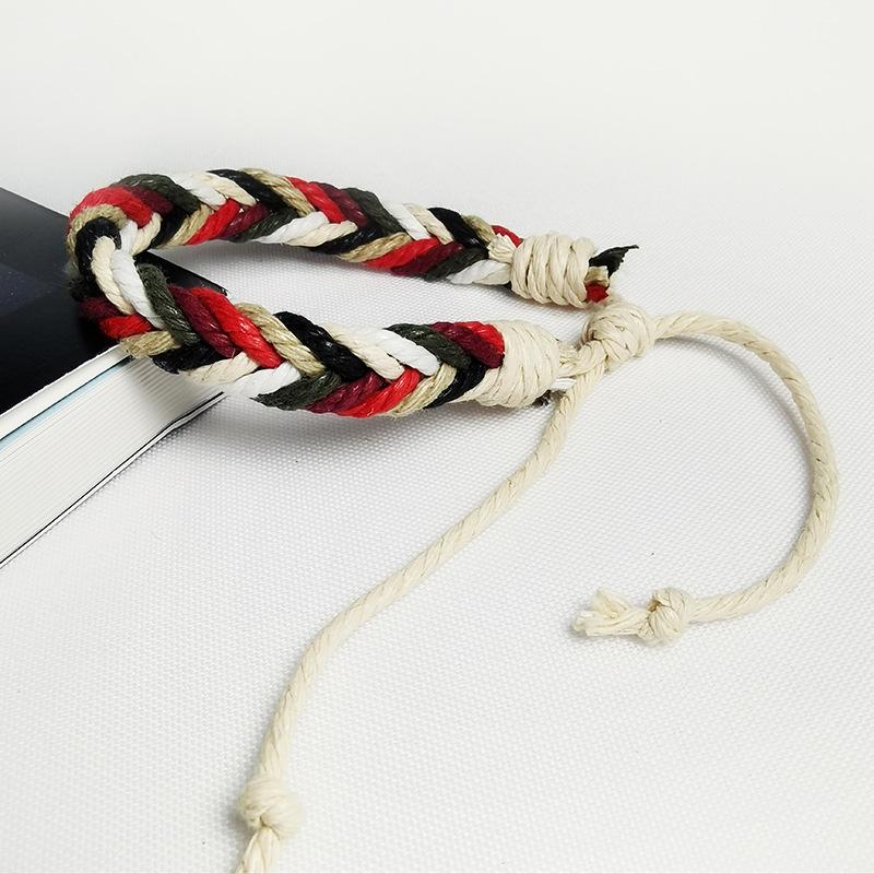 Retro Hand-Woven Cotton & Linen Bracelet, Adjustable 3-Color Rope Jewelry for Men and Women
Retro Hand-Woven Cotton & Linen Bracelet, Adjustable 3-Color Rope Jewelry for Men and Women