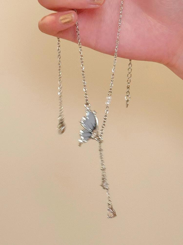 Go See The Sea! Sweet And Cool Wind Butterfly Pearl Necklace Women S Earrings Collarbone Chain Accessories High-End Neck Chain
Go See The Sea! Sweet And Cool Wind Butterfly Pearl Necklace Women S Earrings Collarbone Chain Accessories High-End Neck Chain