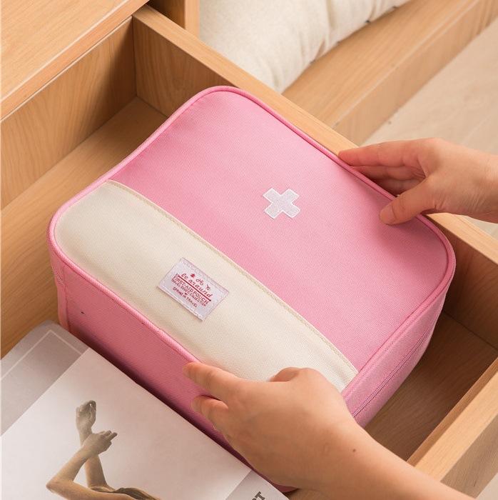 New Oxford cloth medicine bag portable first aid bag travel large capacity medical bag drug storage bag three-piece set
New Oxford cloth medicine bag portable first aid bag travel large capacity medical bag drug storage bag three-piece set