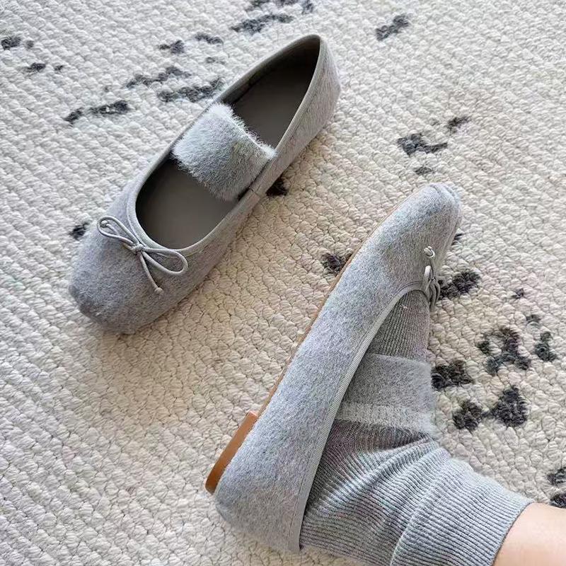 2026 New Flats Women Ballet Dance Shoes Suede Bow Shallow Loafers Shoes Dress Fashion Autumn Casual Luxury Cozy Zapatos De Mujer 35 світло-сірий колір
2026 New Flats Women Ballet Dance Shoes Suede Bow Shallow Loafers Shoes Dress Fashion Autumn Casual Luxury Cozy Zapatos De Mujer 35 світло-сірий колір