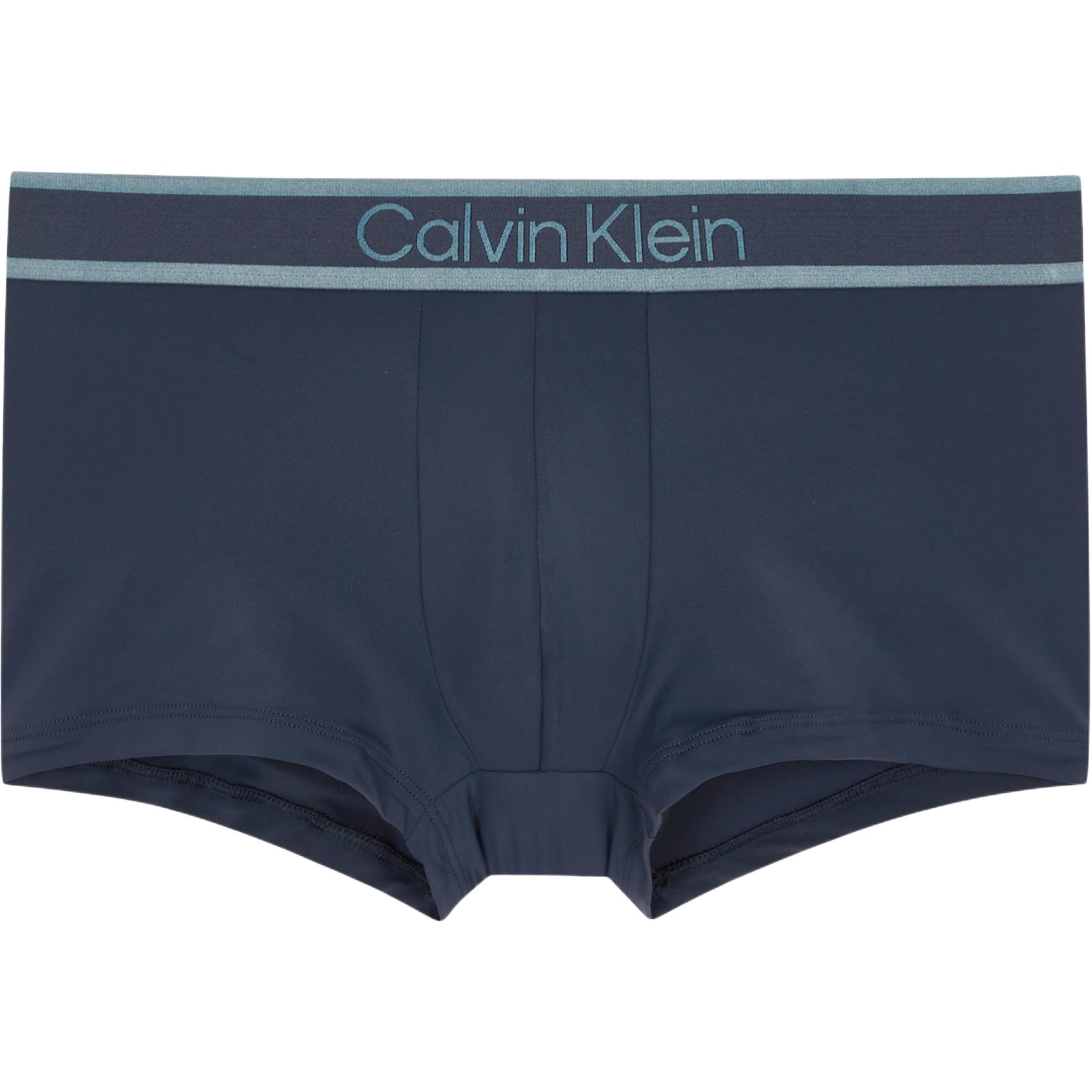 Calvin Klein Эластичные дышащие трусы-боксеры средней посадки с логотипом, мужское нижнее белье темно-синего цвета NB4055-PPK S
Calvin Klein Эластичные дышащие трусы-боксеры средней посадки с логотипом, мужское нижнее белье темно-синего цвета NB4055-PPK S