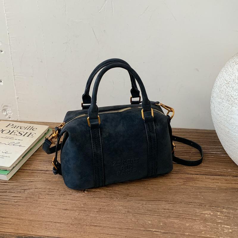 Autumn new small bag women s retro shoulder messenger bag high value women s handbag bag
Autumn new small bag women s retro shoulder messenger bag high value women s handbag bag