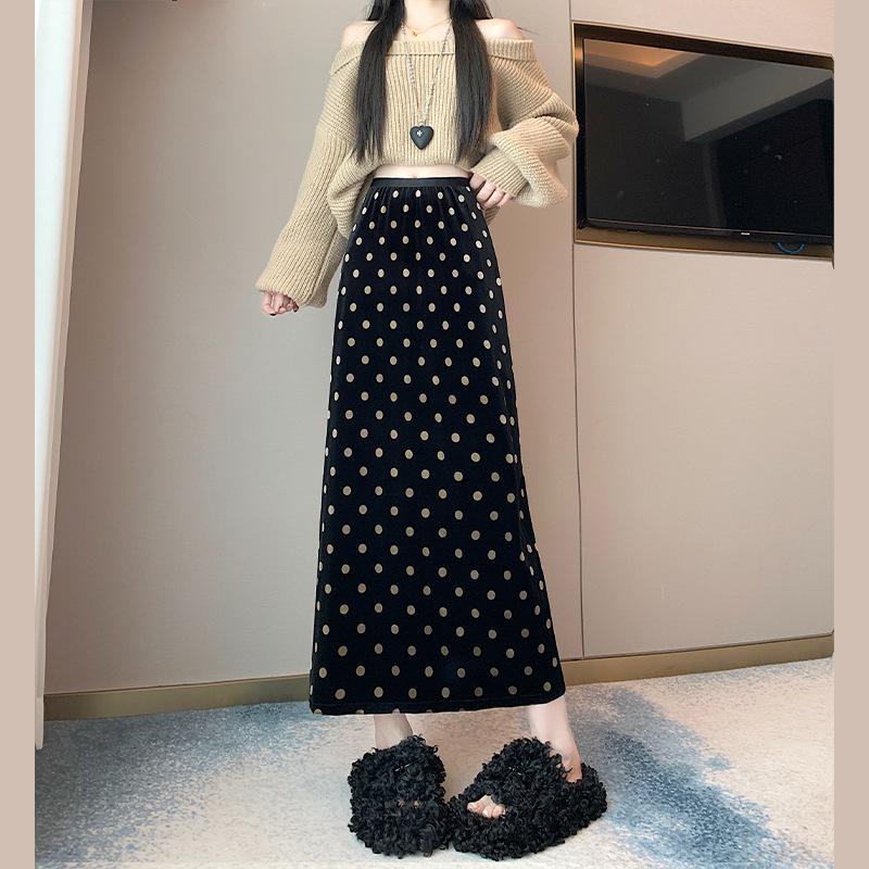 Женская черная золотая бархатная юбка миди с высоким поясом в горошек - Зимняя мода, Разрез, А-силуэт, Дизайн с обхватом бедер S чёрный
Женская черная золотая бархатная юбка миди с высоким поясом в горошек - Зимняя мода, Разрез, А-силуэт, Дизайн с обхватом бедер S чёрный