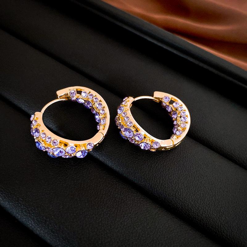 Элегантные геометрические каффы с бриллиантами: Модные серьги с золотым покрытием для женщин
Элегантные геометрические каффы с бриллиантами: Модные серьги с золотым покрытием для женщин