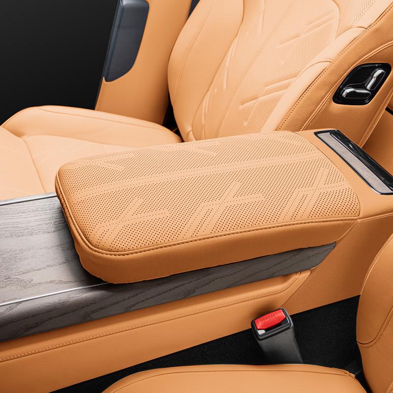 Zeekr 9X Leather Armrest Box Cover - Anti-wear Center Console Protector
Zeekr 9X Leather Armrest Box Cover - Anti-wear Center Console Protector