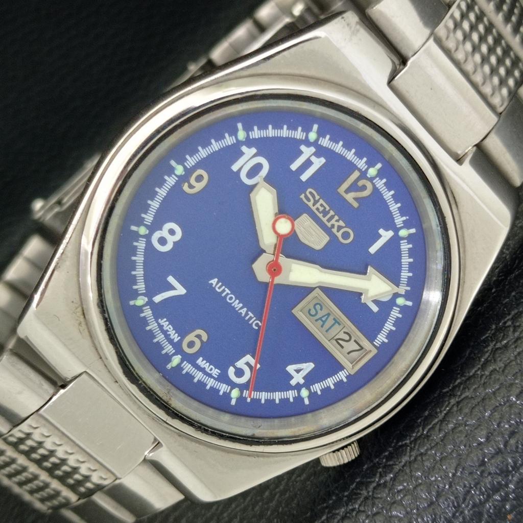 USED GENUINE VINTAGE SEIKO 5 AUTOMATIC JAPAN MENS BLUE DIAL WATCH a434619-2 R121-a434619
USED GENUINE VINTAGE SEIKO 5 AUTOMATIC JAPAN MENS BLUE DIAL WATCH a434619-2 R121-a434619