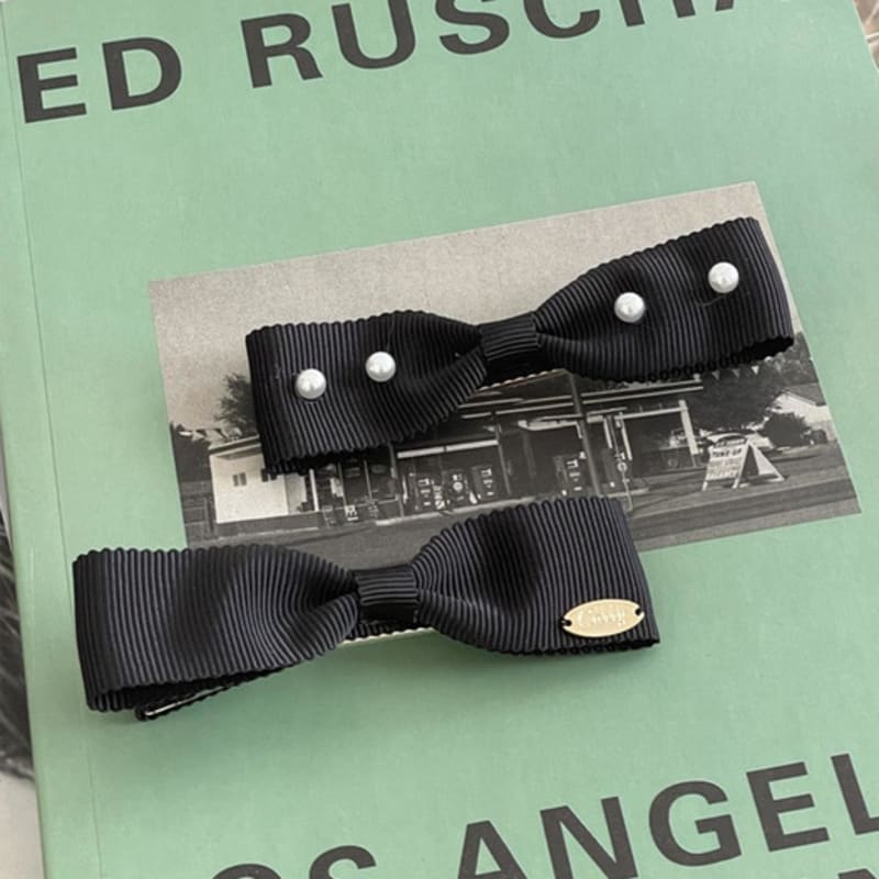 CARRY BARRETTE Point Ribbon Hair Pin Carrie Black Ribbon
CARRY BARRETTE Point Ribbon Hair Pin Carrie Black Ribbon