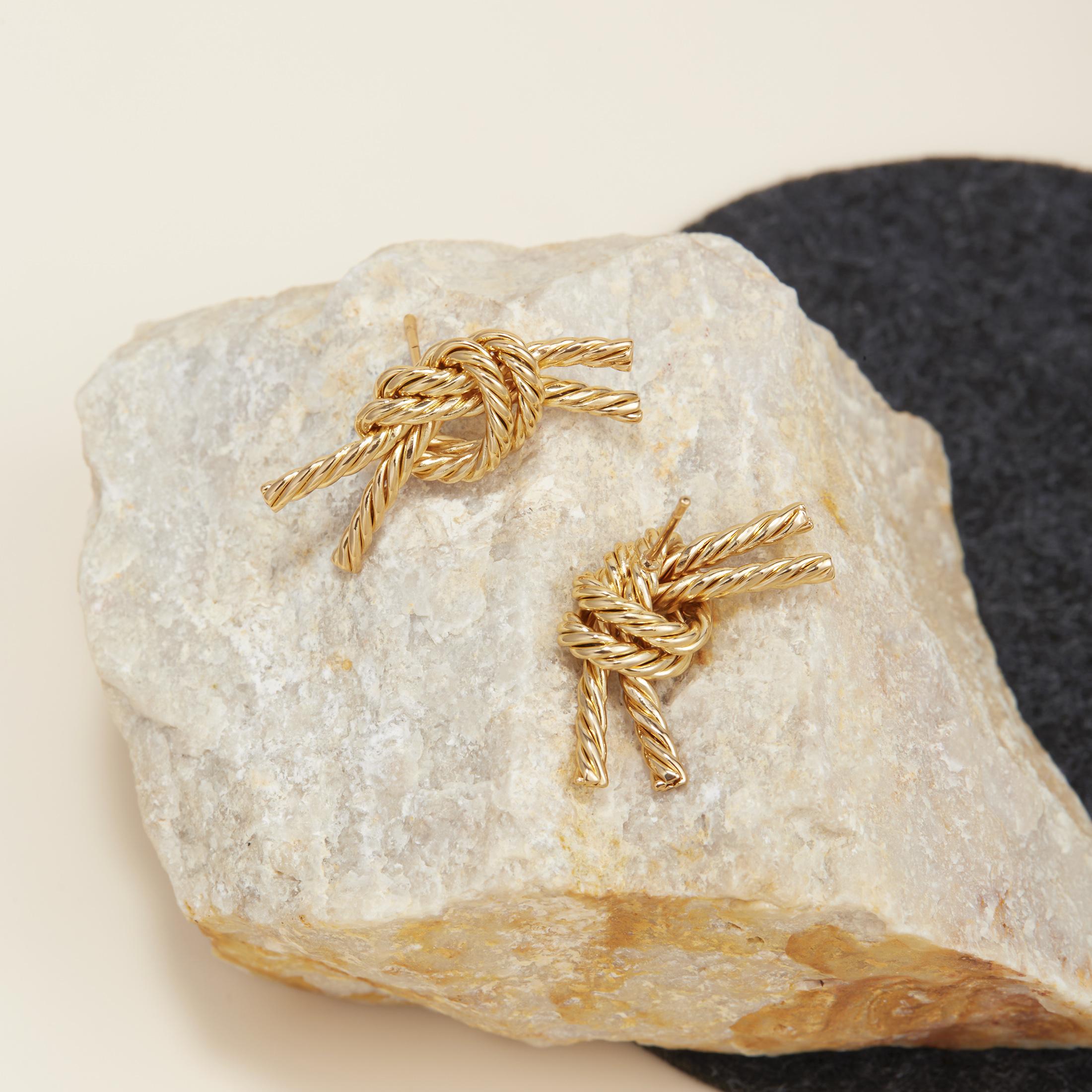 Golden Twisted Rope Knot Stud Earrings for Women Trendy Statement Jewelry Gift GOLD золотистий
Golden Twisted Rope Knot Stud Earrings for Women Trendy Statement Jewelry Gift GOLD золотистий