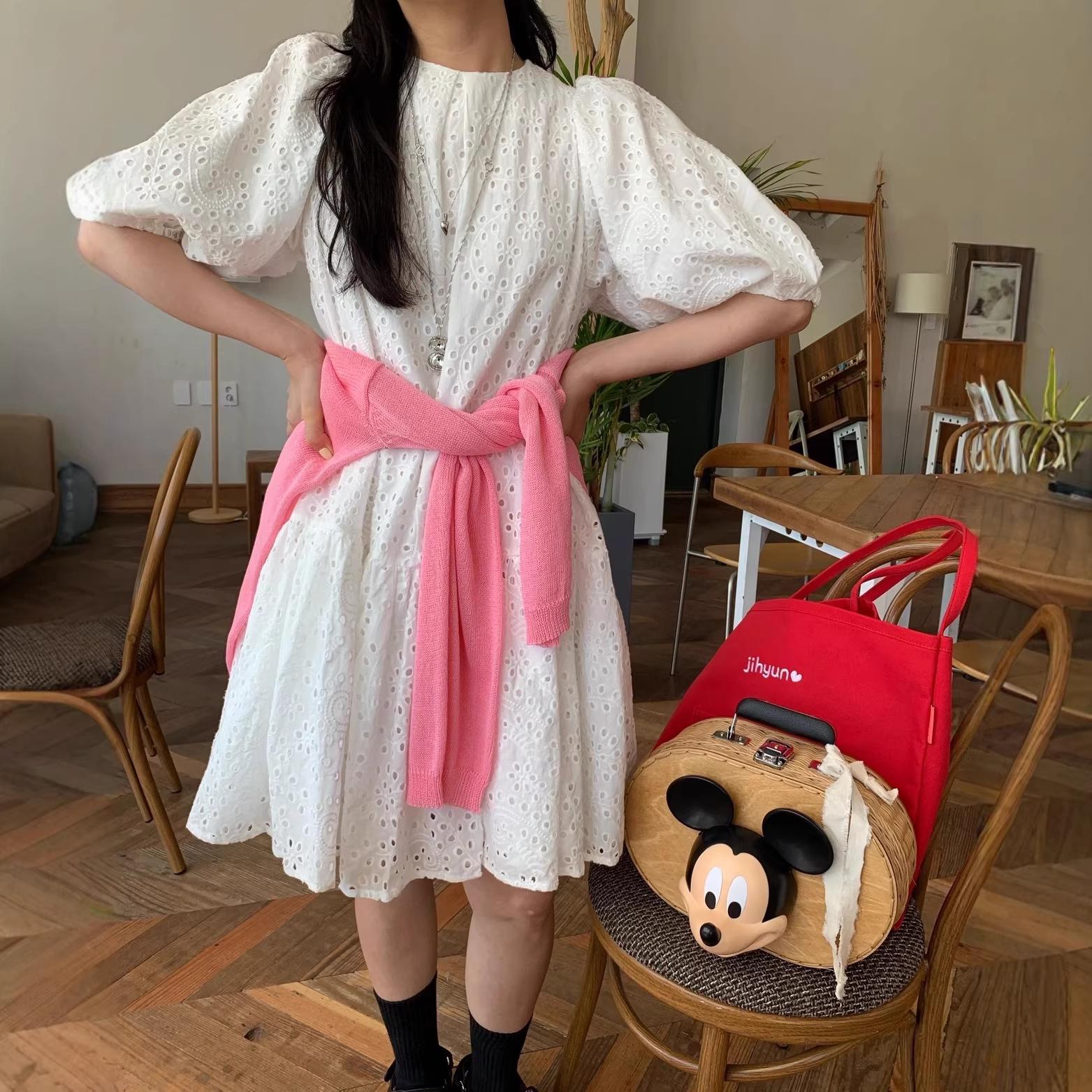 Korean Style Embroidered Lace Puff Sleeve White Dress - Women s Sweet Age-Reducing New Arrival One Size белый
Korean Style Embroidered Lace Puff Sleeve White Dress - Women s Sweet Age-Reducing New Arrival One Size белый