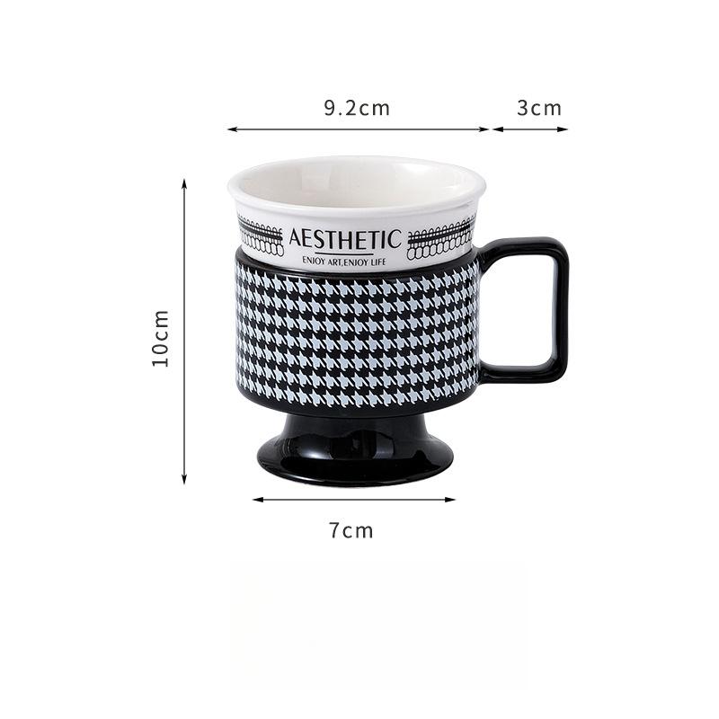 Французская кружка для офиса, кофейная чашка, роскошная керамическая чашка, бокал для пары, сувенир в виде гусиной лапки 301-400ml
Французская кружка для офиса, кофейная чашка, роскошная керамическая чашка, бокал для пары, сувенир в виде гусиной лапки 301-400ml