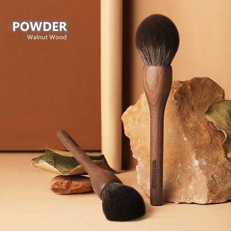 Large Powder Makeup Brush WLN00 100% Original Walnut Wood Ultra-Soft Bristle Round Powder Bronzer Cosmetic Beauty Tools
Large Powder Makeup Brush WLN00 100% Original Walnut Wood Ultra-Soft Bristle Round Powder Bronzer Cosmetic Beauty Tools