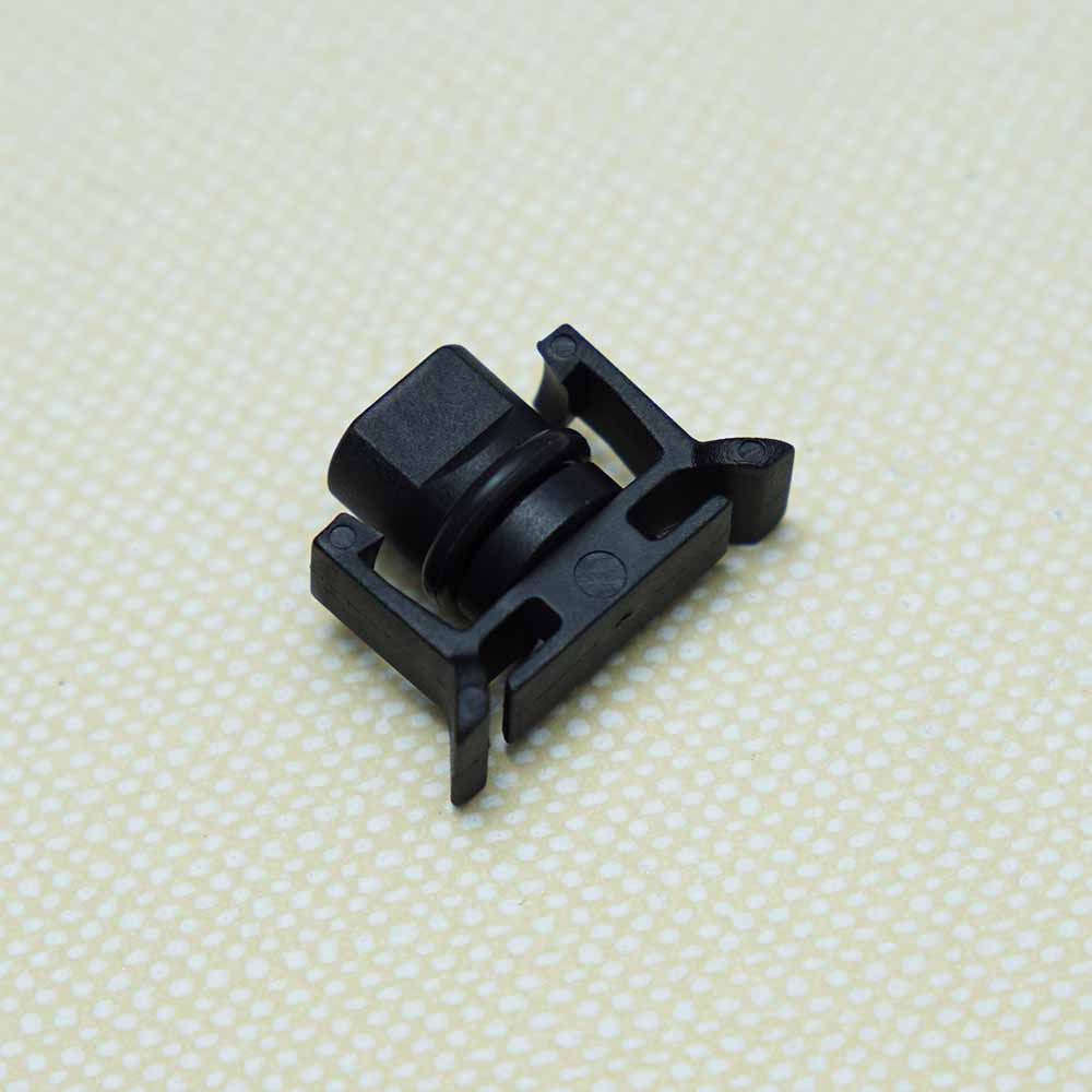 31368308 For Volvo C30 S40 S60 S80 V40 V50 V60 V70 XC60 XC70 2012-2016 Drain water tank pipe connection plug Auto Parts
31368308 For Volvo C30 S40 S60 S80 V40 V50 V60 V70 XC60 XC70 2012-2016 Drain water tank pipe connection plug Auto Parts