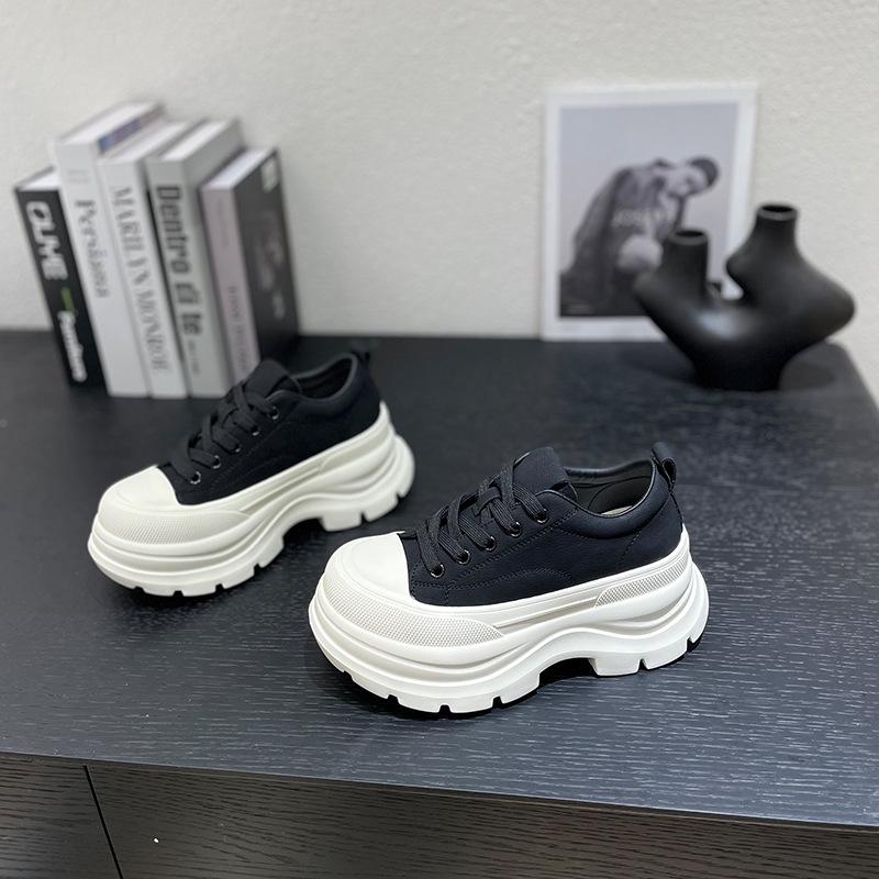2025 Autumn Women s British Style Leather Platform Shoes, 7cm, Lightweight, Versatile, Small Size 35 чорний
2025 Autumn Women s British Style Leather Platform Shoes, 7cm, Lightweight, Versatile, Small Size 35 чорний