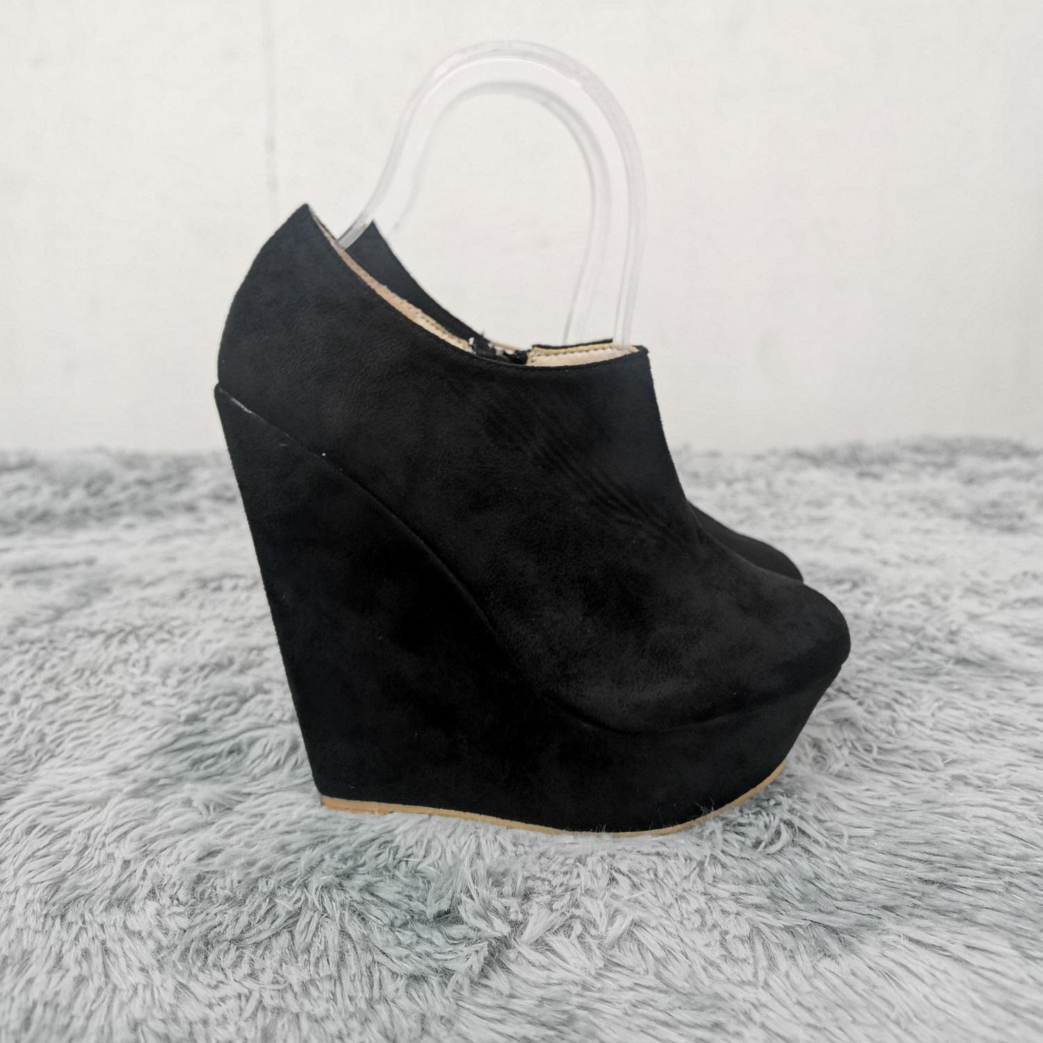 LOSLANDIFEN/Осенне-зимние женские ботинки из флока на танкетке, женские модные короткие ботинки до щиколотки, женская обувь
LOSLANDIFEN/Осенне-зимние женские ботинки из флока на танкетке, женские модные короткие ботинки до щиколотки, женская обувь