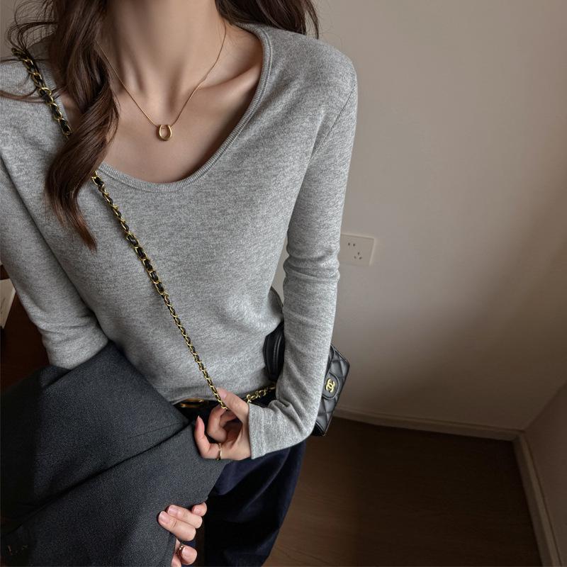 Women s White Slim-Fit Brushed Long Sleeve U-Neck T-Shirt - Autumn/Winter 2025 Collection Extra Large
Women s White Slim-Fit Brushed Long Sleeve U-Neck T-Shirt - Autumn/Winter 2025 Collection Extra Large