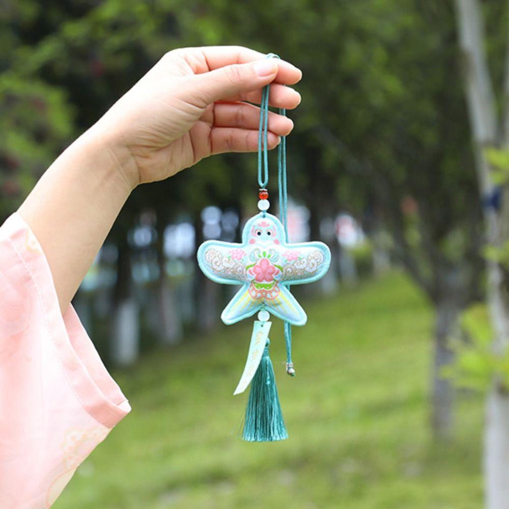 Double Sided Perfume Bag Silk Embroidery Sachet Pendant Paper Kite Sachet Han Suit Style 1
Double Sided Perfume Bag Silk Embroidery Sachet Pendant Paper Kite Sachet Han Suit Style 1