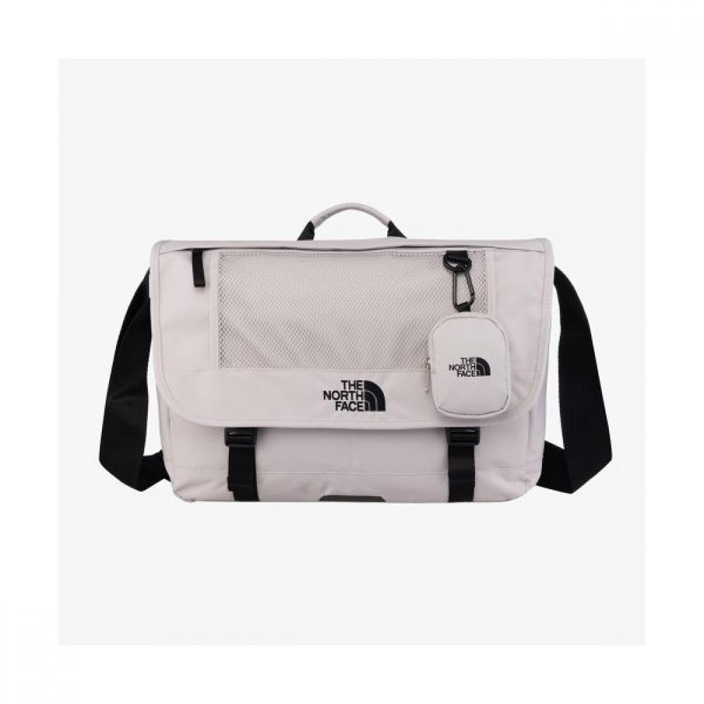 North Face Store Genuine North Face The North Face Nn2pr00k White LabEl Super Messenger Bag El White Sand 1797 WHITE SAND/ONE
North Face Store Genuine North Face The North Face Nn2pr00k White LabEl Super Messenger Bag El White Sand 1797 WHITE SAND/ONE