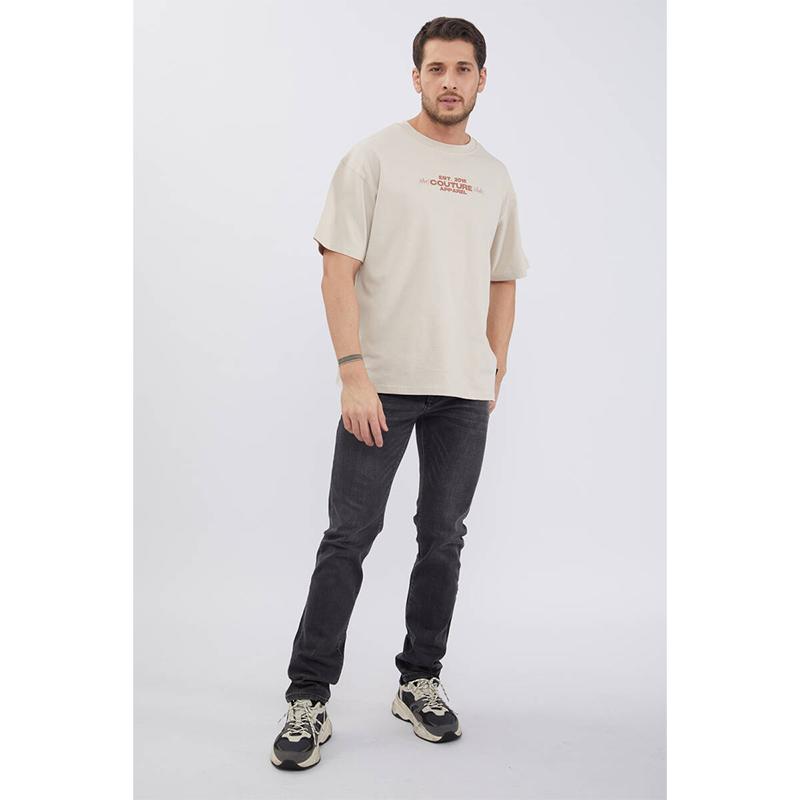 Мужские джинсы прямого кроя антрацитового цвета
Мужские джинсы прямого кроя антрацитового цвета