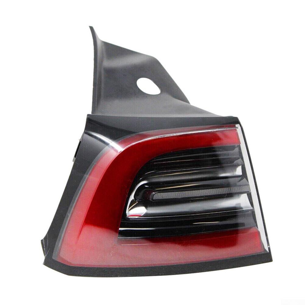 1502086-00-D Задний фонарь для модели Tesla 3/Y 2020-2022 гг. 
1502086-00-D Задний фонарь для модели Tesla 3/Y 2020-2022 гг.