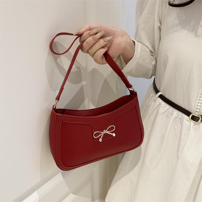 Underarm bag women s new trendy fashion portable small square bag niche design messenger bag коричневий
Underarm bag women s new trendy fashion portable small square bag niche design messenger bag коричневий