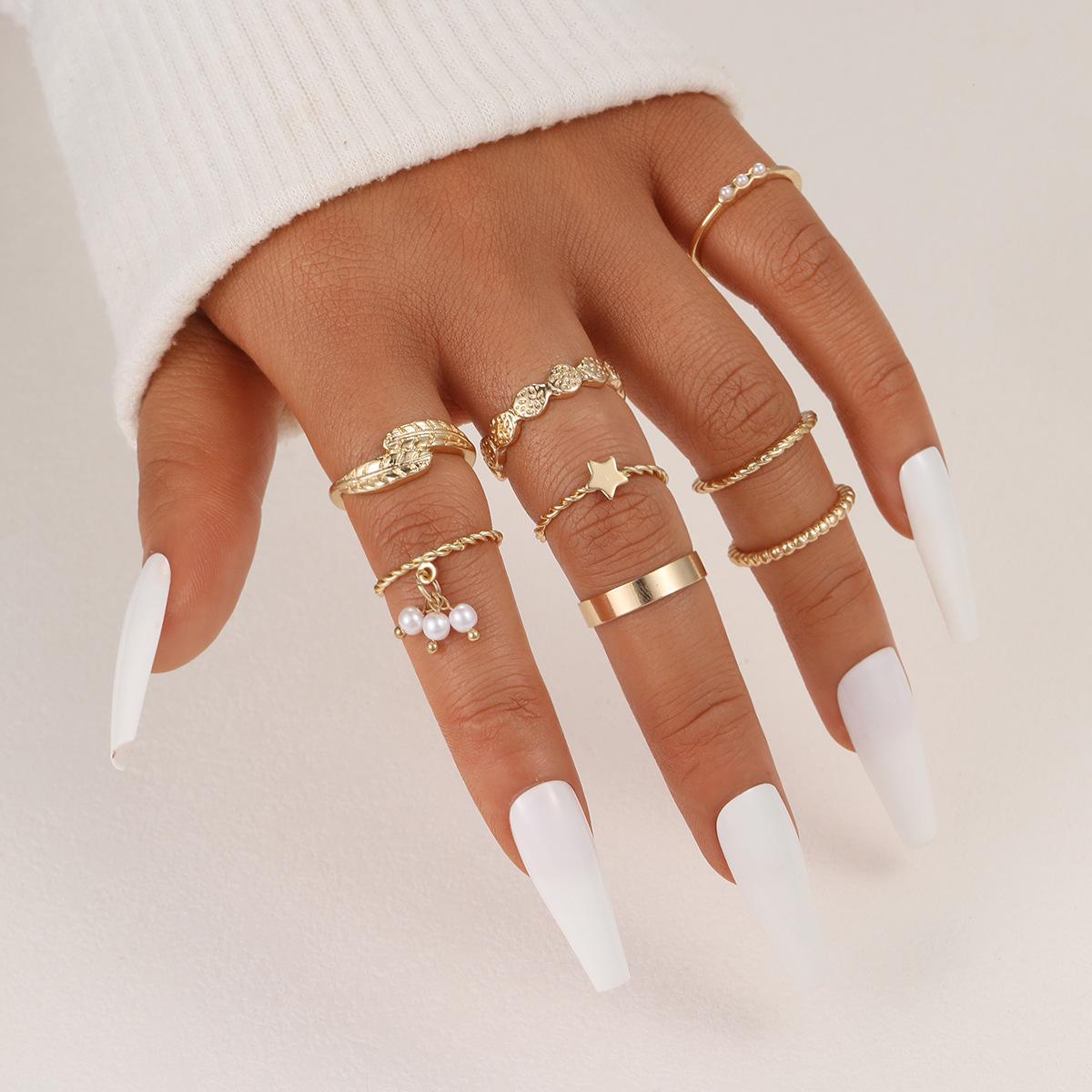 47Pcs/Set Vintage Gold Color Heart Rings Set For Women Men Hollow Butterfly Pearl Crystal Geometric Rings Trendy Finger Jewelry
47Pcs/Set Vintage Gold Color Heart Rings Set For Women Men Hollow Butterfly Pearl Crystal Geometric Rings Trendy Finger Jewelry