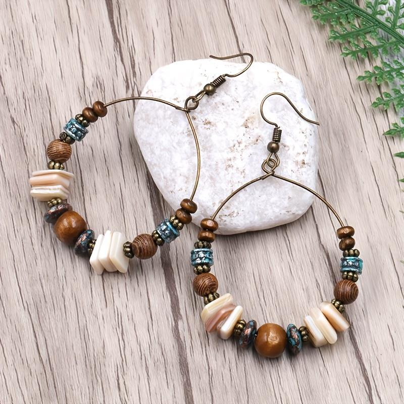 Gaya etnis Retro Bohemia Eropa dan Amerika Serikat Melebih-lebihkan anting-anting dewi wajah langsing Ornamen telinga yang белый
Gaya etnis Retro Bohemia Eropa dan Amerika Serikat Melebih-lebihkan anting-anting dewi wajah langsing Ornamen telinga yang белый