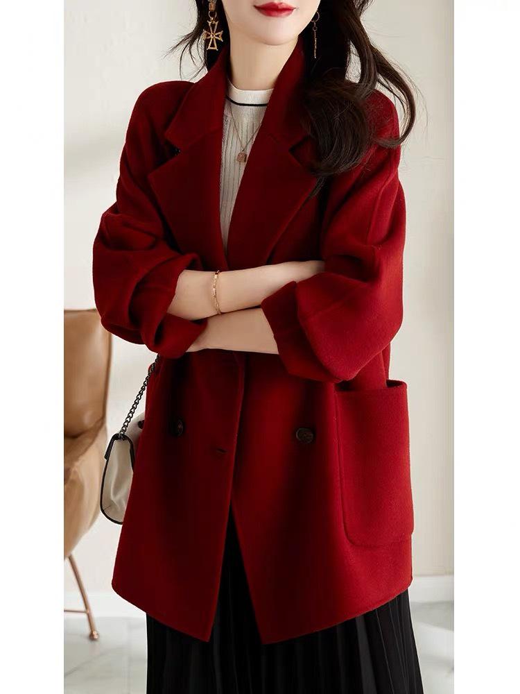 2024 Autumn/Winter Red Faux Wool Double-Sided Women’s Mid-Length High-End Slimming Temperament Overcoat Medium червоний
2024 Autumn/Winter Red Faux Wool Double-Sided Women’s Mid-Length High-End Slimming Temperament Overcoat Medium червоний