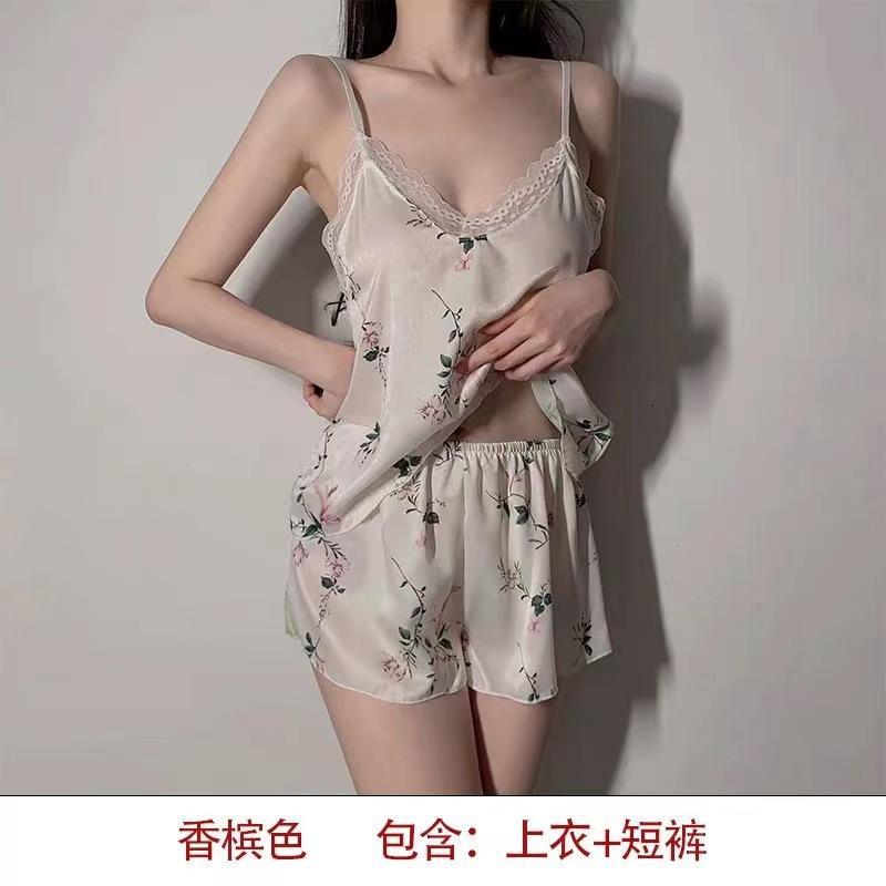 Sexy girls summer ice silk suspender shorts set thin beautiful girl dormitory student loungewear One size fits all (80-120)
Sexy girls summer ice silk suspender shorts set thin beautiful girl dormitory student loungewear One size fits all (80-120)