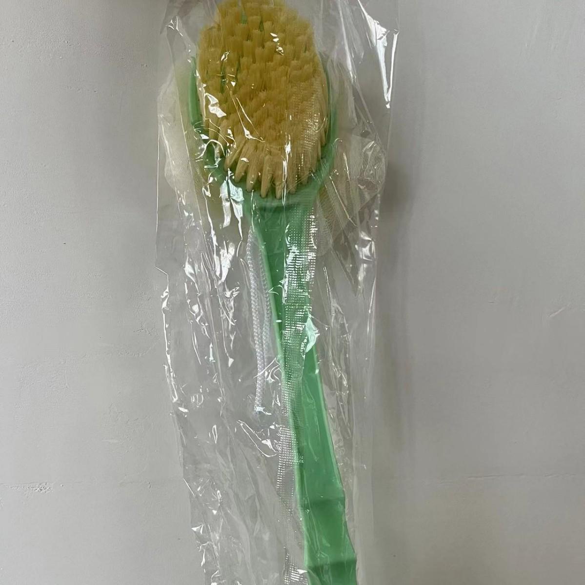 Wall-mounted Bath Brush Set with Long Handle and Soft Bristles, Includes Back Scrubber
Wall-mounted Bath Brush Set with Long Handle and Soft Bristles, Includes Back Scrubber