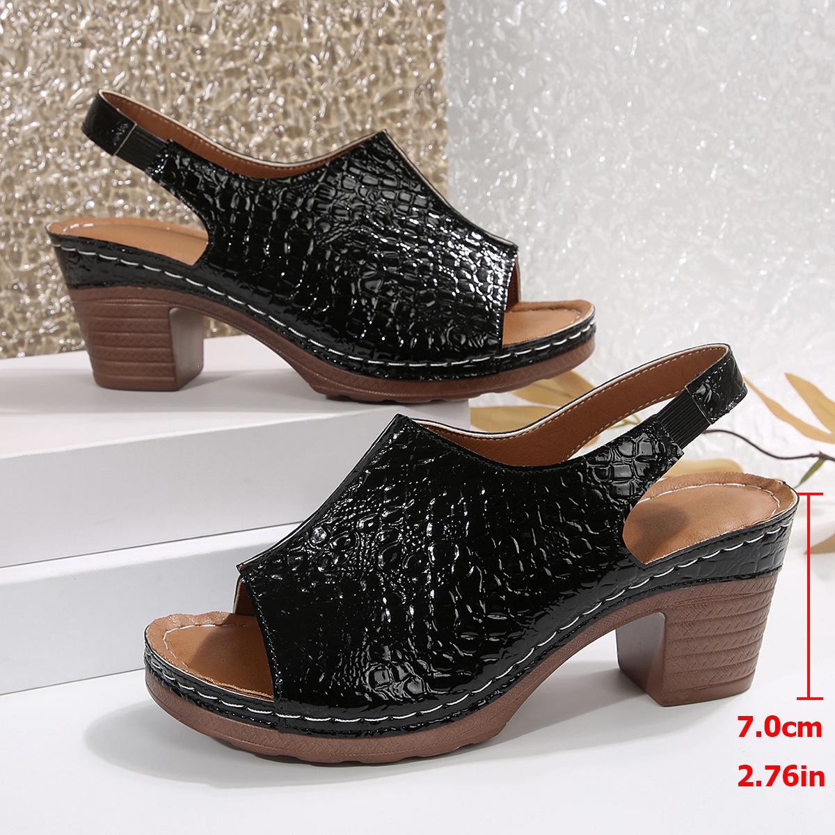 Сандалии на танкетке женские импортные товары большого размера новые сандалии на толстой подошве с толстым каблуком легкие сандалии для верхней одежды текстурные женские сандалии на толстой подошве 36 чёрный
Сандалии на танкетке женские импортные товары большого размера новые сандалии на толстой подошве с толстым каблуком легкие сандалии для верхней одежды текстурные женские сандалии на толстой подошве 36 чёрный