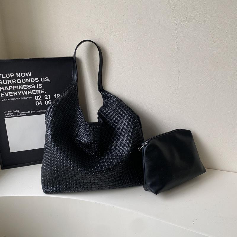 2025 Women s Retro Woven Tote - Large Casual Versatile Shoulder Bag 38x13x42 чорний
2025 Women s Retro Woven Tote - Large Casual Versatile Shoulder Bag 38x13x42 чорний