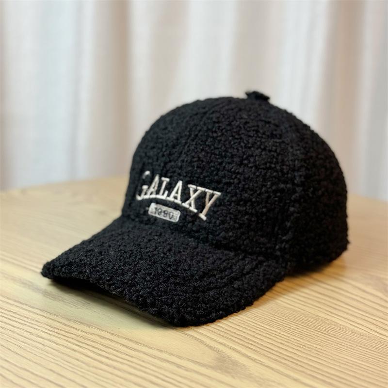 Women s hats for autumn and winter1990Embroidered lamb wool baseball cap, Korean style, trendy, warm, versatile, casual, fashionable duckbill cap Adult54-60Adjustable чёрный
Women s hats for autumn and winter1990Embroidered lamb wool baseball cap, Korean style, trendy, warm, versatile, casual, fashionable duckbill cap Adult54-60Adjustable чёрный