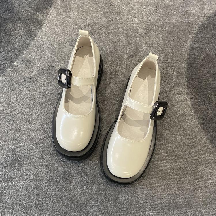 Buy it, metal buckle Mary Jane shoes, women s new big head leather thick sole small leather shoes, round head shallow mouth single shoes. 40 белый
Buy it, metal buckle Mary Jane shoes, women s new big head leather thick sole small leather shoes, round head shallow mouth single shoes. 40 белый