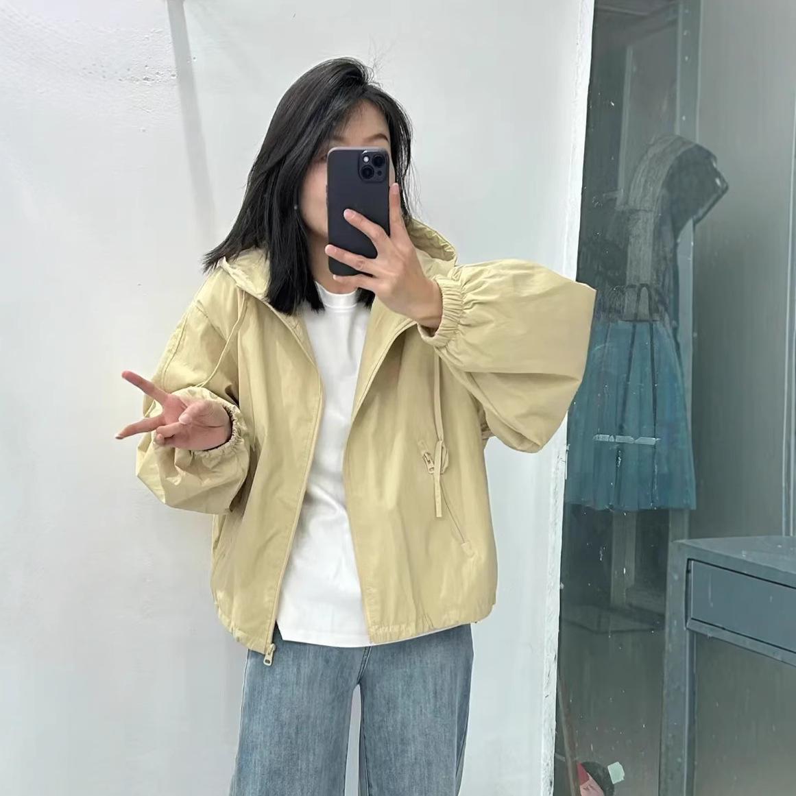 Women s Hooded Windbreaker Jacket - Solid Color, Casual, Slimming, Zipper Style for Spring & Autumn 2025 Extra Large
Women s Hooded Windbreaker Jacket - Solid Color, Casual, Slimming, Zipper Style for Spring & Autumn 2025 Extra Large