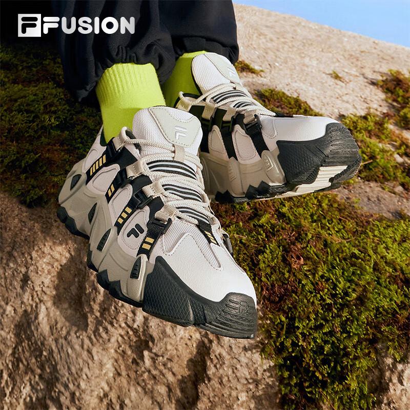FILA FUSION Women s Outdoor Hiking & Casual Shoes US 8
FILA FUSION Women s Outdoor Hiking & Casual Shoes US 8