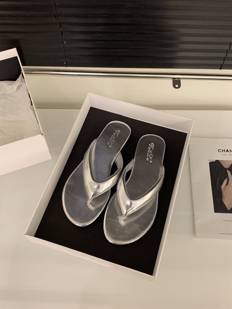 Шлепанцы с леопардовым принтом на плоской подошве, женская обувь 2024 года, летняя верхняя одежда, пляжные сандалии, красные сандалии 40
Шлепанцы с леопардовым принтом на плоской подошве, женская обувь 2024 года, летняя верхняя одежда, пляжные сандалии, красные сандалии 40