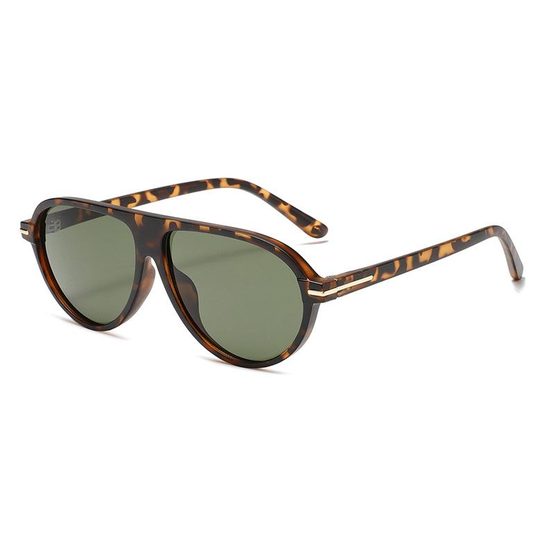 3530 Trending Vintage Sunglasses for Men Women, Stylish Retro Festival Sun Glasses, Personalized Fashion Classic Shades 505316 as shown
3530 Trending Vintage Sunglasses for Men Women, Stylish Retro Festival Sun Glasses, Personalized Fashion Classic Shades 505316 as shown