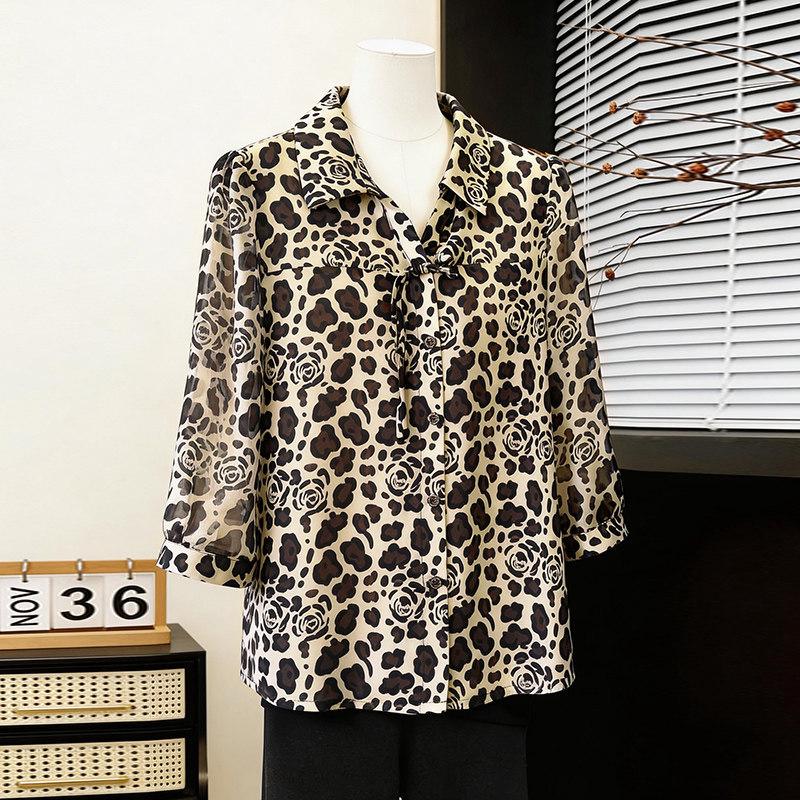 Spring/Summer 2026 Chinese Style Shirt for Middle-Aged and Elderly Women XL (recommended for 125-140 jin)
Spring/Summer 2026 Chinese Style Shirt for Middle-Aged and Elderly Women XL (recommended for 125-140 jin)