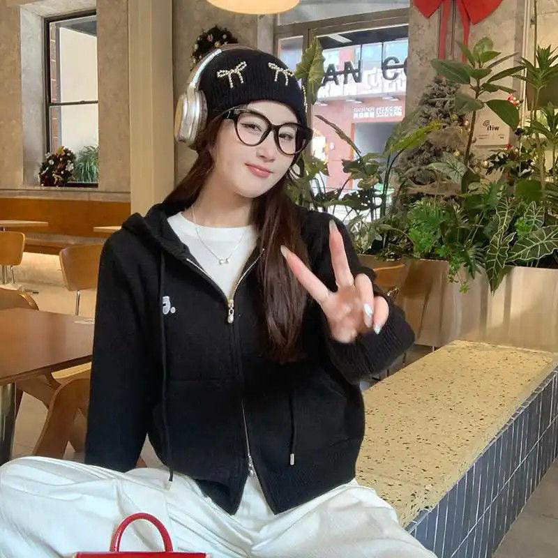 2026 New Yellow Korean Knit Hooded Cardigan Short Sweater Womens Spring Autumn Fashion Top One Size чёрный
2026 New Yellow Korean Knit Hooded Cardigan Short Sweater Womens Spring Autumn Fashion Top One Size чёрный