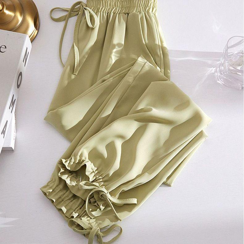 Ice Silk Summer Harem Pants: Thin, Loose-Fit, Cuffed, Anti-Mosquito Lantern Style S (Up to 95 jin)
Ice Silk Summer Harem Pants: Thin, Loose-Fit, Cuffed, Anti-Mosquito Lantern Style S (Up to 95 jin)