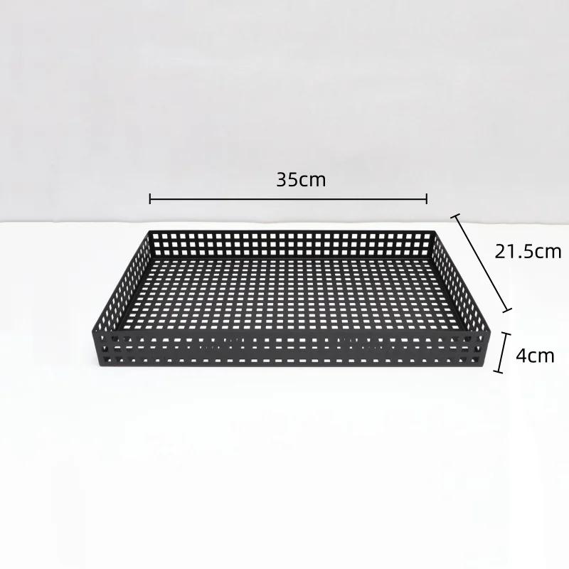 Metal Handicrafts Square Grid Tea Tray Storage Pallet Geometric Hollowed-out Plate Fruit Plate Desktop Storage Container
Metal Handicrafts Square Grid Tea Tray Storage Pallet Geometric Hollowed-out Plate Fruit Plate Desktop Storage Container