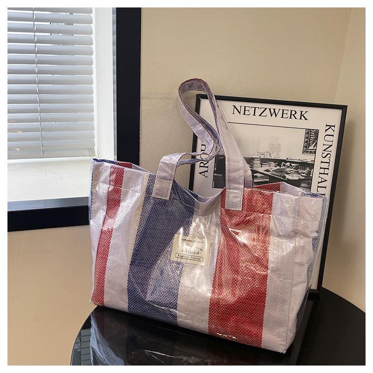 summer large capacity shoulder bag women s hand shopping bag seaside vacation short trip tote bag синій
summer large capacity shoulder bag women s hand shopping bag seaside vacation short trip tote bag синій