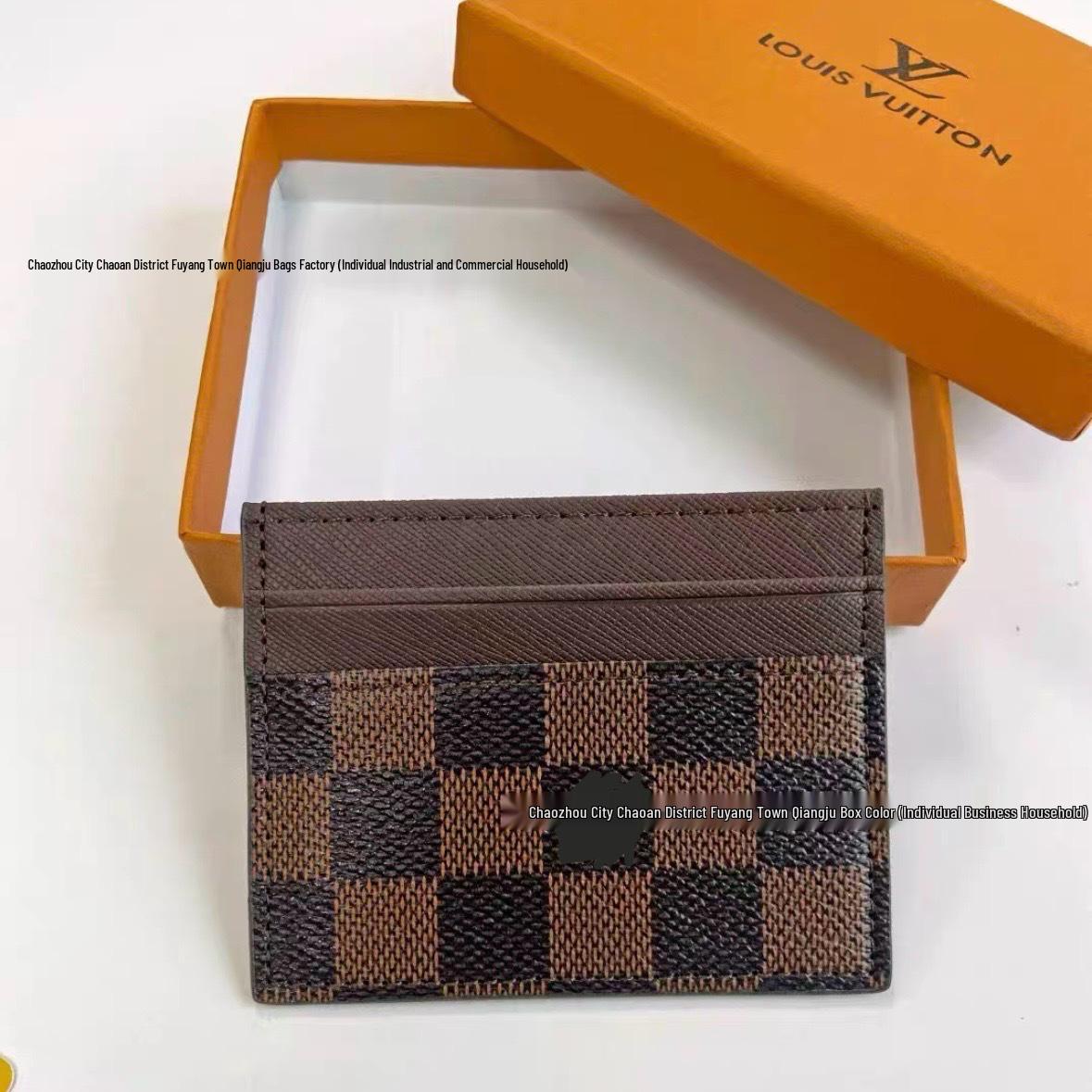 Трендовый европейский и американский высококлассный унисекс картхолдер - Ультратонкий, портативный, многослотовый дизайн
Трендовый европейский и американский высококлассный унисекс картхолдер - Ультратонкий, портативный, многослотовый дизайн