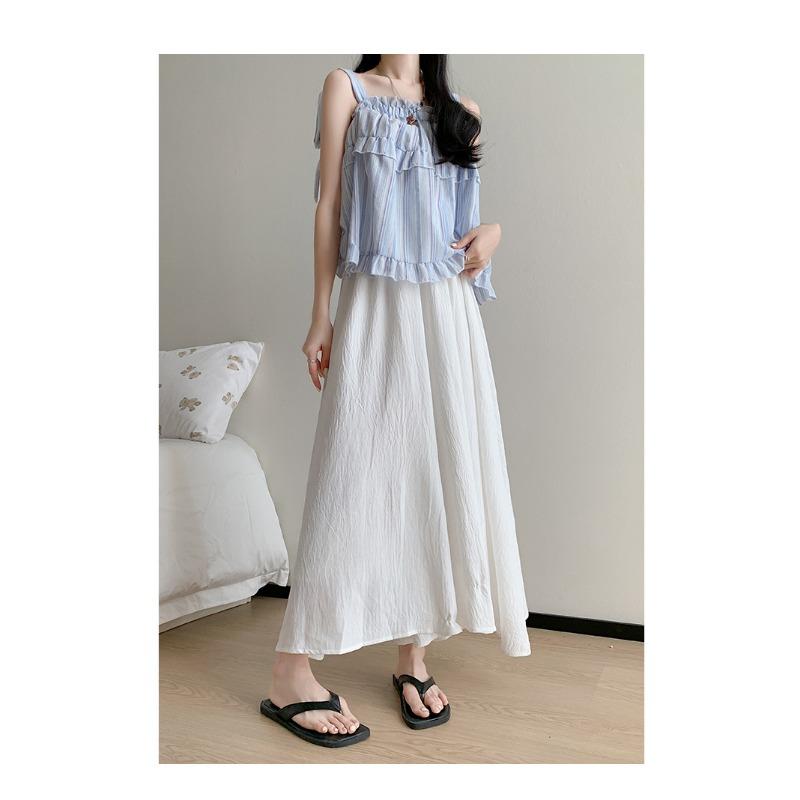 Плиссированные брюки и юбка из ледяного шелка для женщин. Лето. Новые плиссированные юбки А-силуэта, полуоблегающие, повседневные и универсальные, с высокой талией, широкие юбки и брюки. L
Плиссированные брюки и юбка из ледяного шелка для женщин. Лето. Новые плиссированные юбки А-силуэта, полуоблегающие, повседневные и универсальные, с высокой талией, широкие юбки и брюки. L