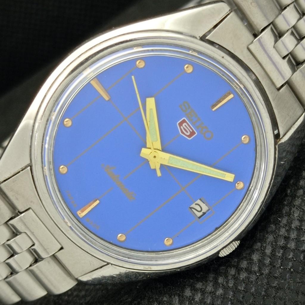 USED VINTAGE SEIKO 5 AUTOMATIC 7025A JAPAN MENS DATE BLUE WATCH 595a-a312310-9 SKU595a-a312310
USED VINTAGE SEIKO 5 AUTOMATIC 7025A JAPAN MENS DATE BLUE WATCH 595a-a312310-9 SKU595a-a312310