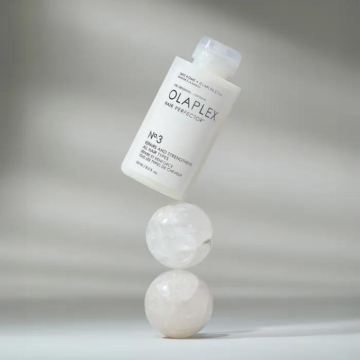 NO.3 HAIR PERFECTOR 250ML
NO.3 HAIR PERFECTOR 250ML