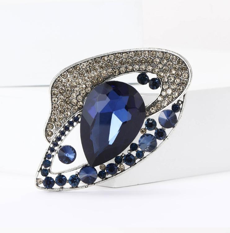 Crystal Waterdrop Flower Brooches for Women Elegant Geometric Flowers Party Office Pins Gifts синий
Crystal Waterdrop Flower Brooches for Women Elegant Geometric Flowers Party Office Pins Gifts синий