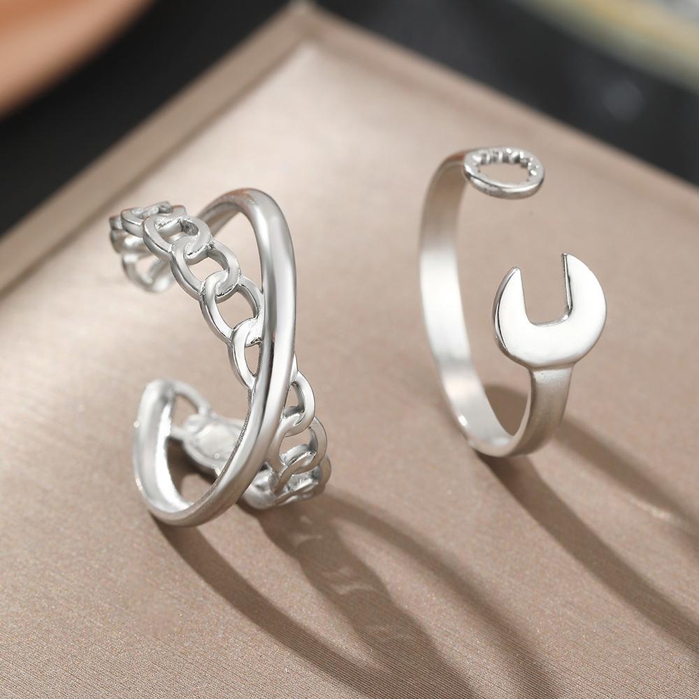 Кольца из нержавеющей стали Классическая мода Ажурный дизайн Регулируемый размер Набор из двух колец для женщин Циркон Вечеринка Благородные подарки
Кольца из нержавеющей стали Классическая мода Ажурный дизайн Регулируемый размер Набор из двух колец для женщин Циркон Вечеринка Благородные подарки